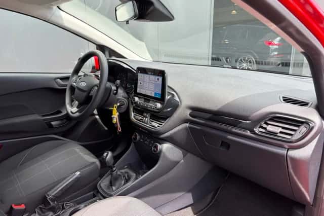 Ford Fiesta (2021) thumbnail 5