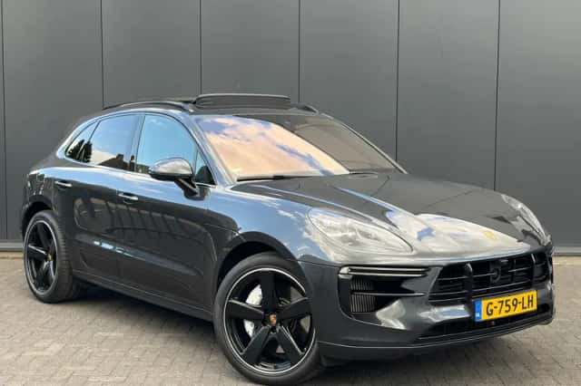 Porsche Macan (2019) thumbnail 1