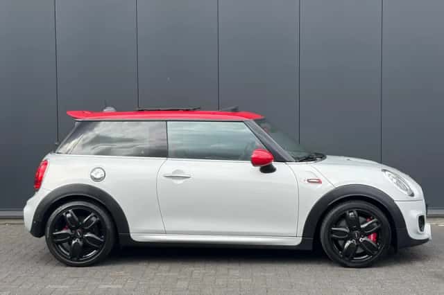 MINI John Cooper Works (2015) thumbnail 2