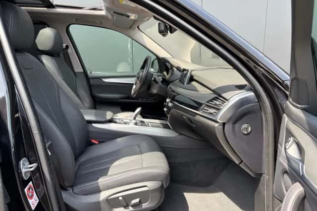 BMW X5 (2017) thumbnail 3