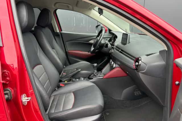 Mazda CX-3 (2017) thumbnail 3