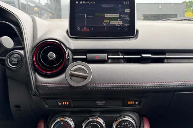 Mazda CX-3 (2017) thumbnail 6