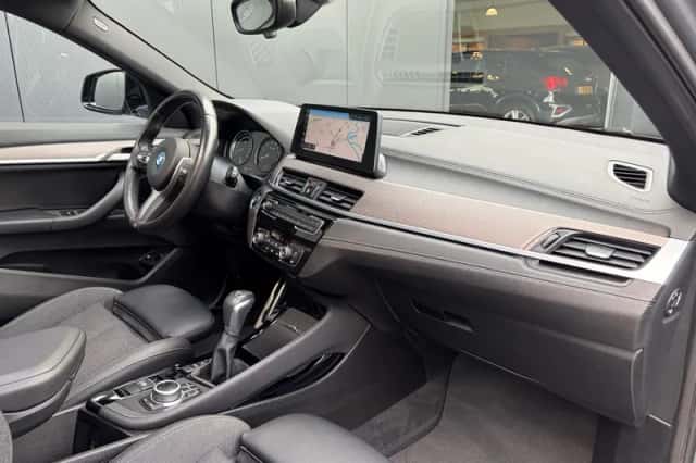 BMW X2 (2021) thumbnail 5