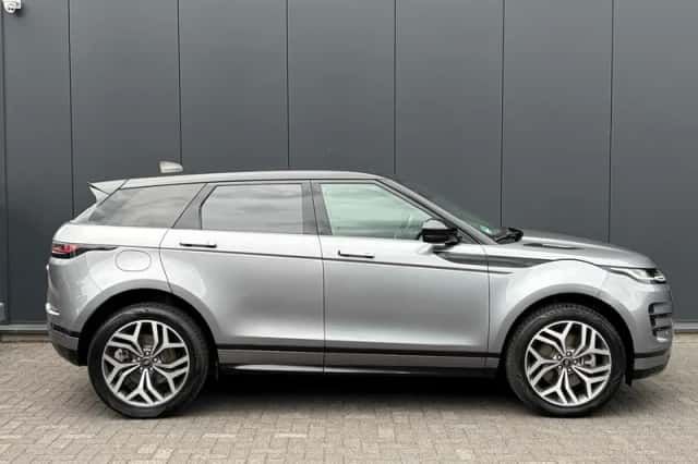 Land Rover Range Rover Evoque (2022) thumbnail 2