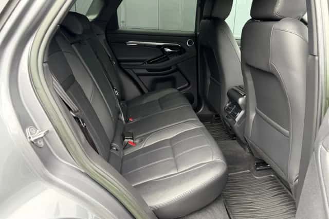Land Rover Range Rover Evoque (2022) thumbnail 4