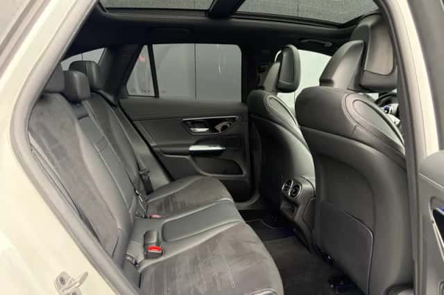 Mercedes-Benz GLC-Klasse (2023) thumbnail 4