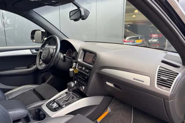 Audi Q5 (2016) thumbnail 6