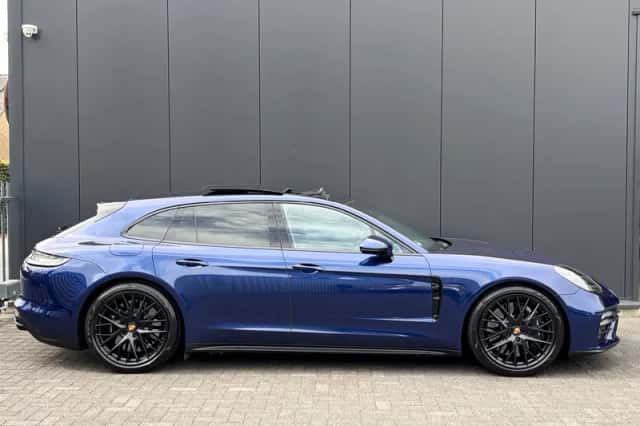 Porsche Panamera (2021) thumbnail 2
