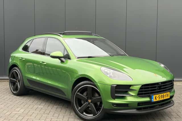 Porsche Macan (2019) thumbnail 1