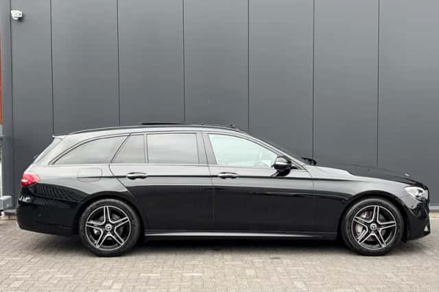 Mercedes-Benz E-Klasse (2022) thumbnail 2