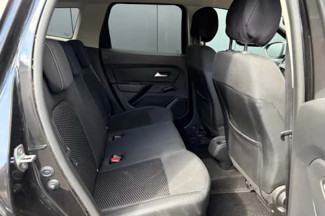 Dacia Duster (2019) thumbnail 4