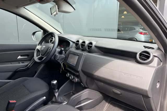 Dacia Duster (2019) thumbnail 5
