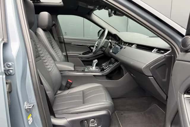 Land Rover Range Rover Evoque (2021) thumbnail 3