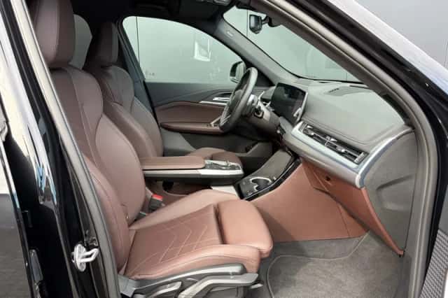 BMW X1 (2025) thumbnail 3