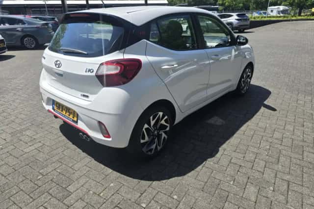 Hyundai i10 (2021) thumbnail 5