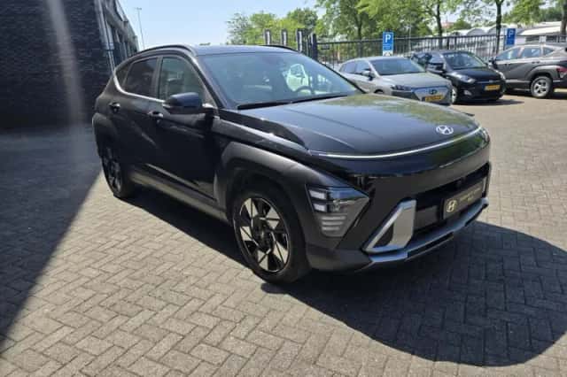 Hyundai Kona (2025) thumbnail 2
