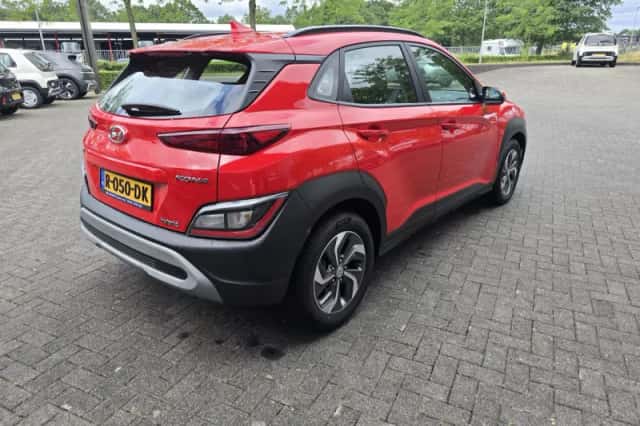 Hyundai Kona (2021) thumbnail 5