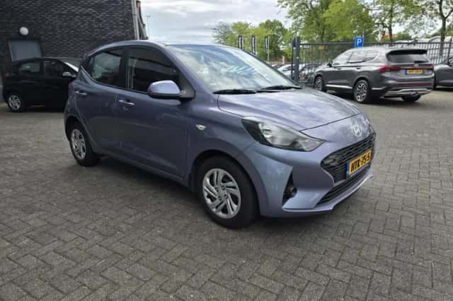 Hyundai i10 (2025) thumbnail 2