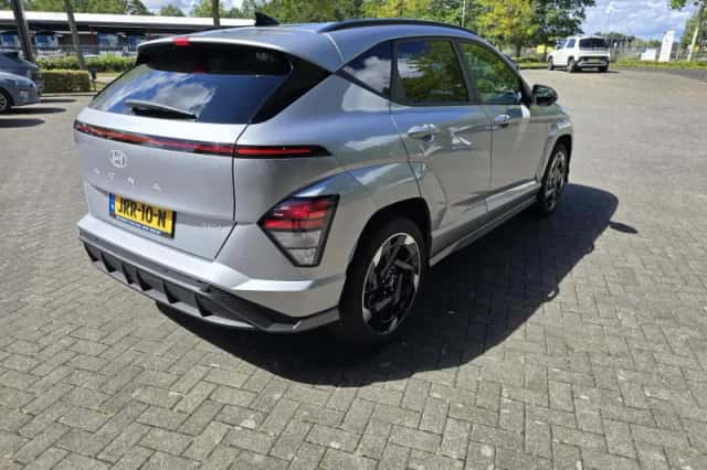 Hyundai Kona (2025) thumbnail 5