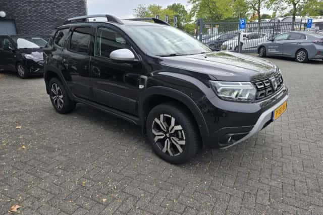 Dacia Duster (2022) thumbnail 2