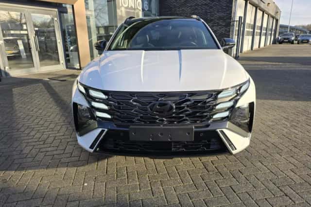 Hyundai Tucson (2025) thumbnail 3