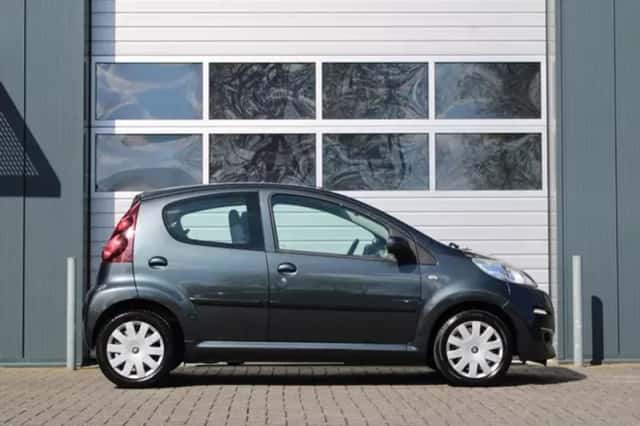 Peugeot 107 (2012) thumbnail 2