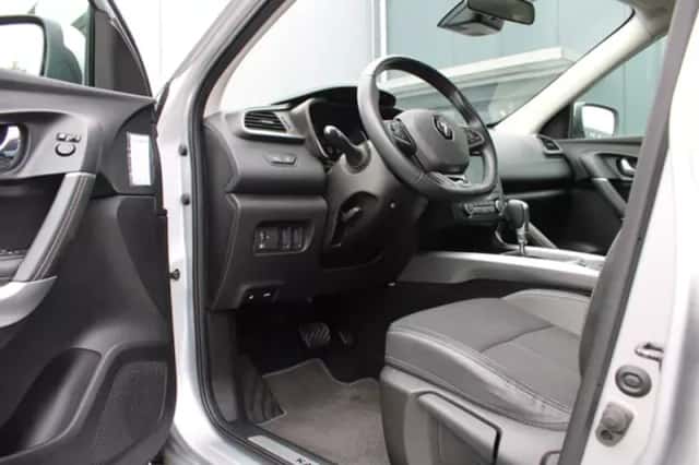 Renault Kadjar (2016) thumbnail 5