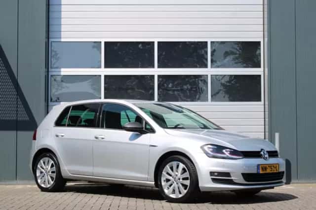 Volkswagen Golf (2014) thumbnail 1