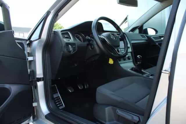 Volkswagen Golf (2014) thumbnail 5
