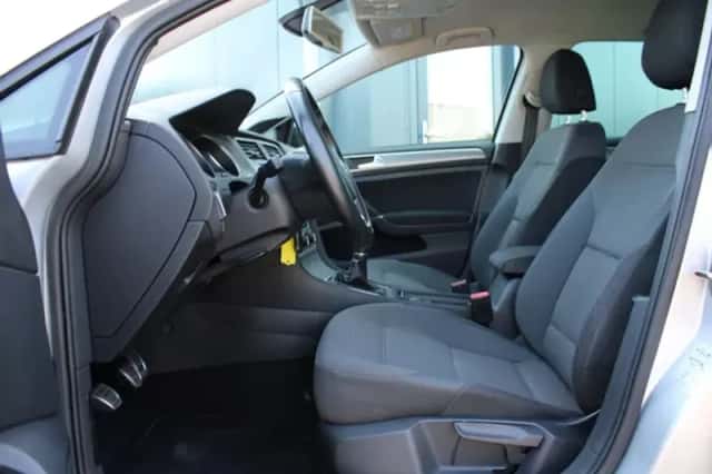 Volkswagen Golf (2014) thumbnail 6