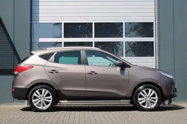 Hyundai ix35 (2013) thumbnail 2