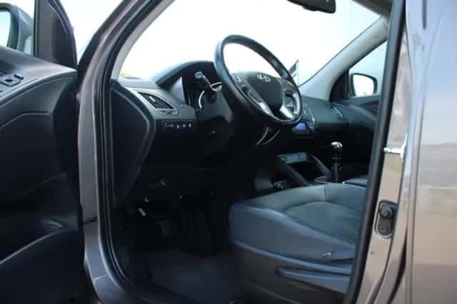 Hyundai ix35 (2013) thumbnail 5