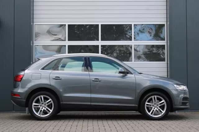 Audi Q3 (2018) thumbnail 2