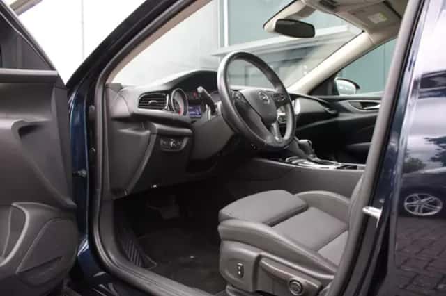 Opel Insignia (2018) thumbnail 5
