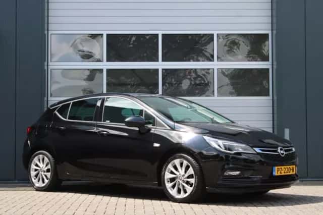 Opel Astra (2017) thumbnail 1