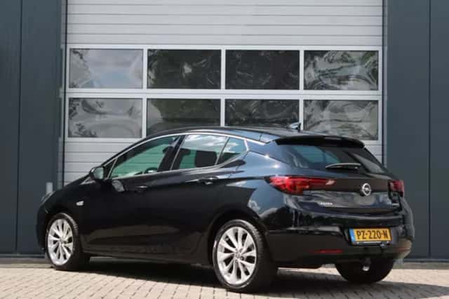 Opel Astra (2017) thumbnail 4