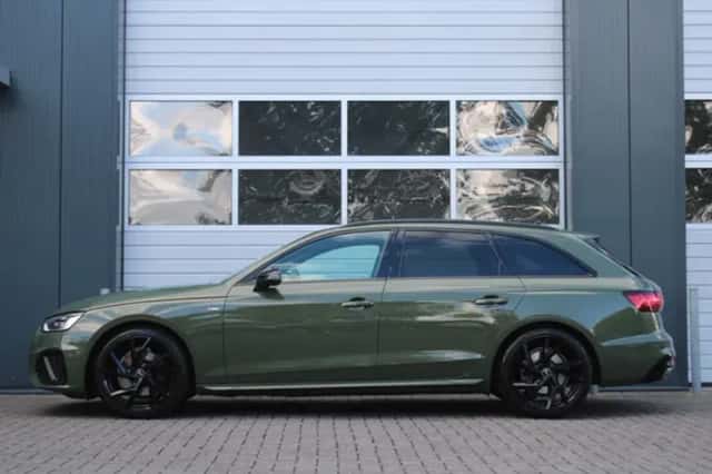 Audi A4 (2024) thumbnail 3