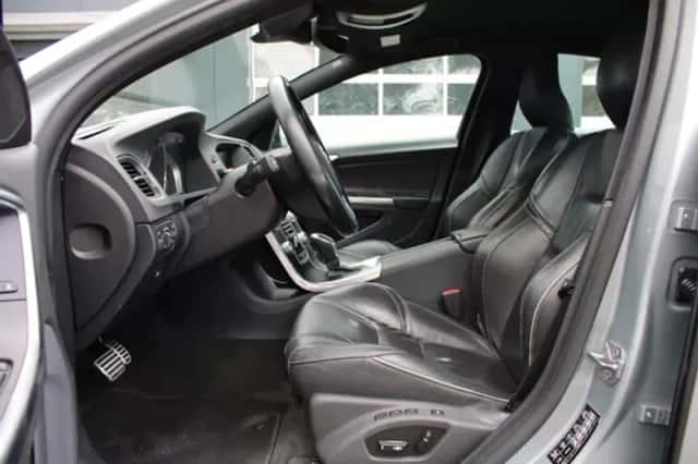 Volvo S60 (2015) thumbnail 6