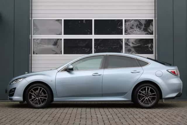 Mazda 6 (2010) thumbnail 3