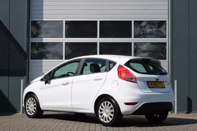 Ford Fiesta (2017) thumbnail 4