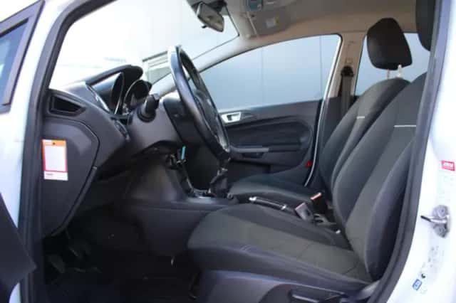 Ford Fiesta (2017) thumbnail 6