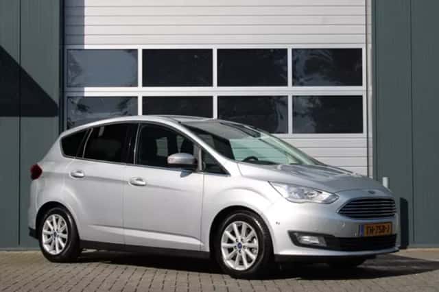 Ford C-Max (2016) thumbnail 1