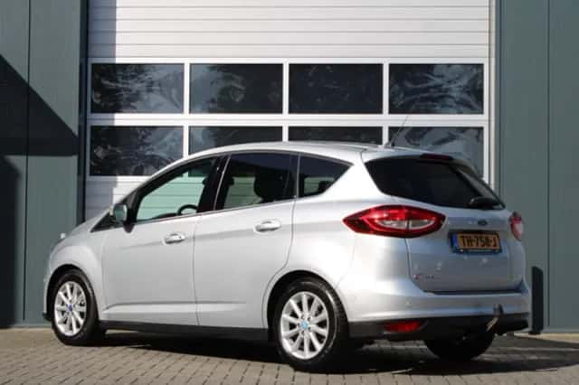 Ford C-Max (2016) thumbnail 4