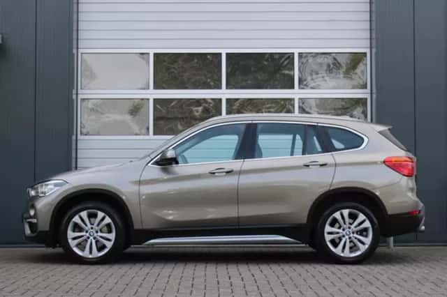 BMW X1 (2018) thumbnail 3