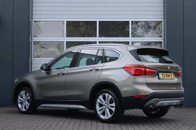 BMW X1 (2018) thumbnail 4