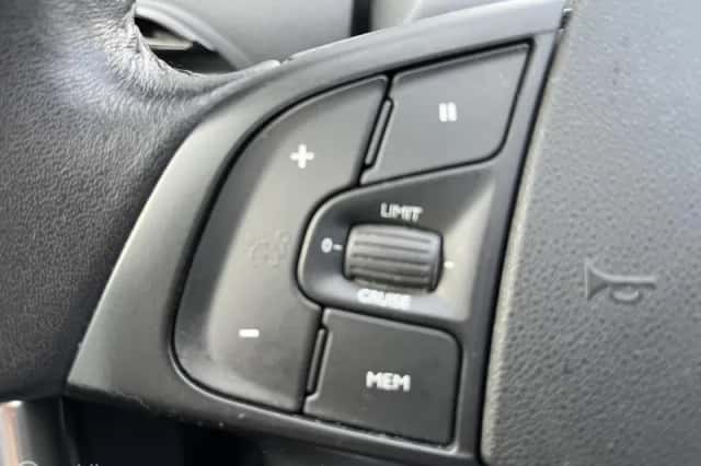 Citroën C4 Picasso (2019) thumbnail 5