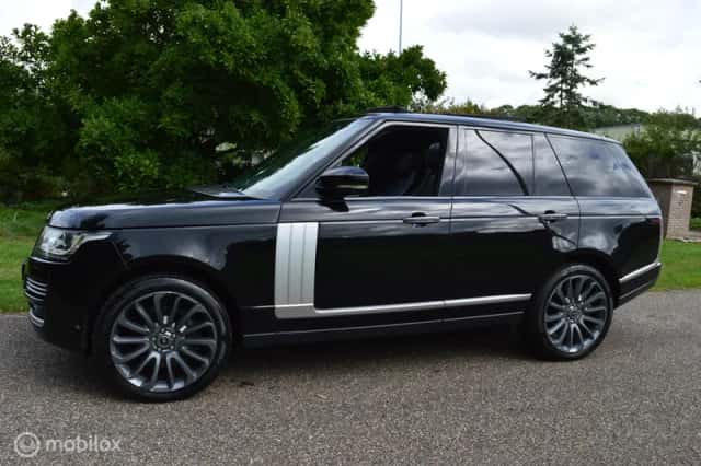 Land Rover Range Rover (2013) thumbnail 2