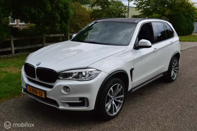 BMW X5 (2014) thumbnail 1