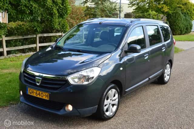 Dacia Lodgy (2015) thumbnail 1