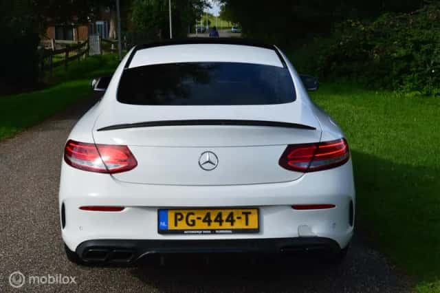 Mercedes-Benz C-Klasse (2017) thumbnail 4